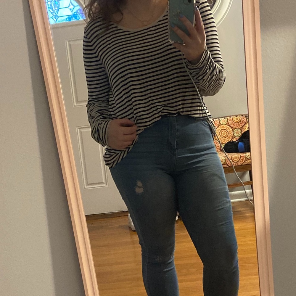 Long-sleeve striped shirt